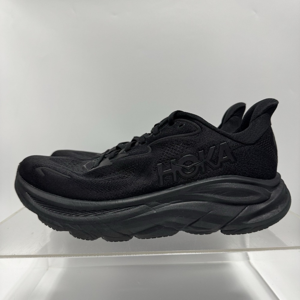 Hoka One One Clifton 10 Black White 1162031 BBLC Running Shoes Women's Size 10 B